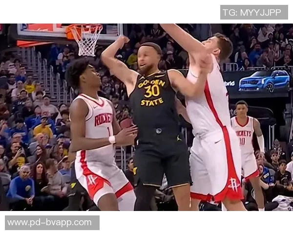 最后5分钟逆转关键球员数据分析:弗拉格领衔申京库里KD表现抢眼 最后5分钟逆转关键球员数据分析:弗拉格领衔申京库里KD表现抢眼